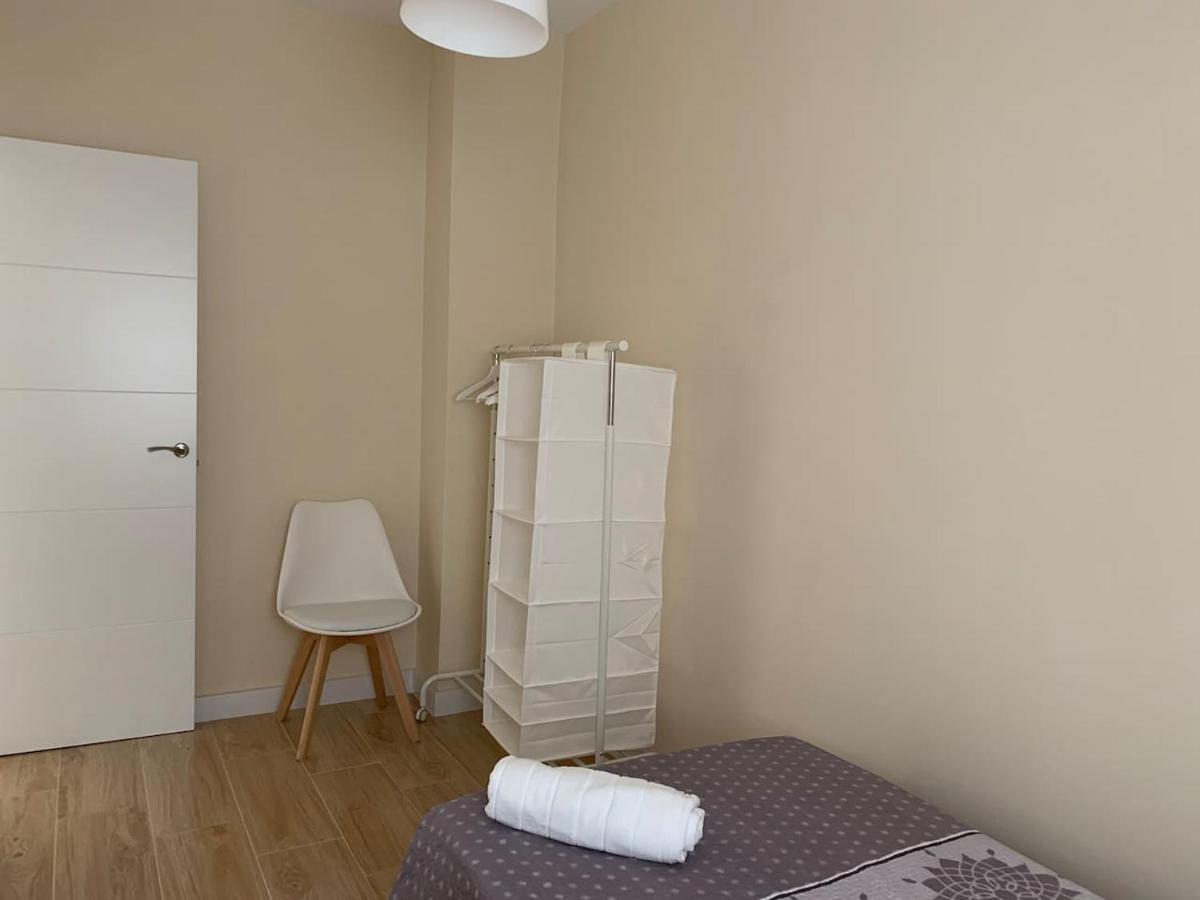 Apartamento En Granada Con Facil Aparcamiento En La Zona Екстериор снимка