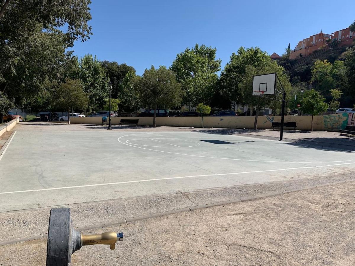 Apartamento En Granada Con Facil Aparcamiento En La Zona Екстериор снимка